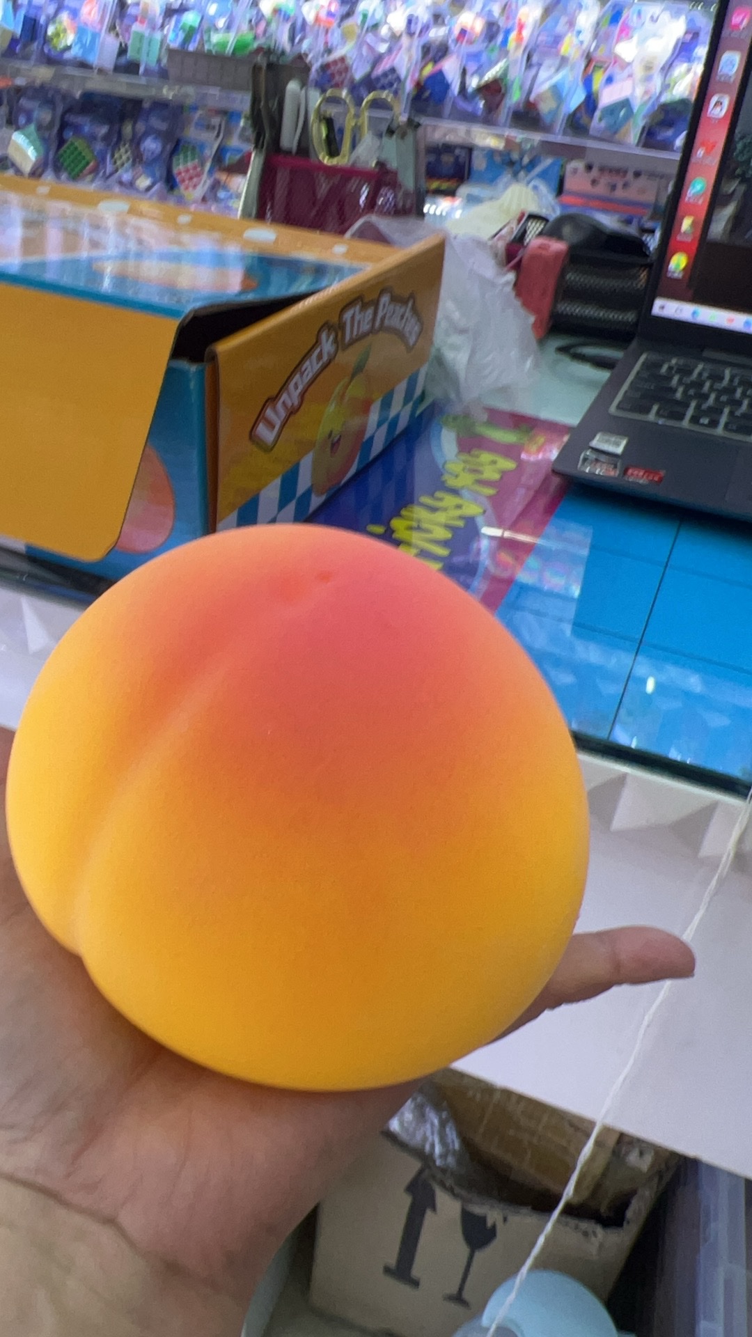 Игрушка-антистресс «Персик» мялка оптом из Китая — фотография поставщика
