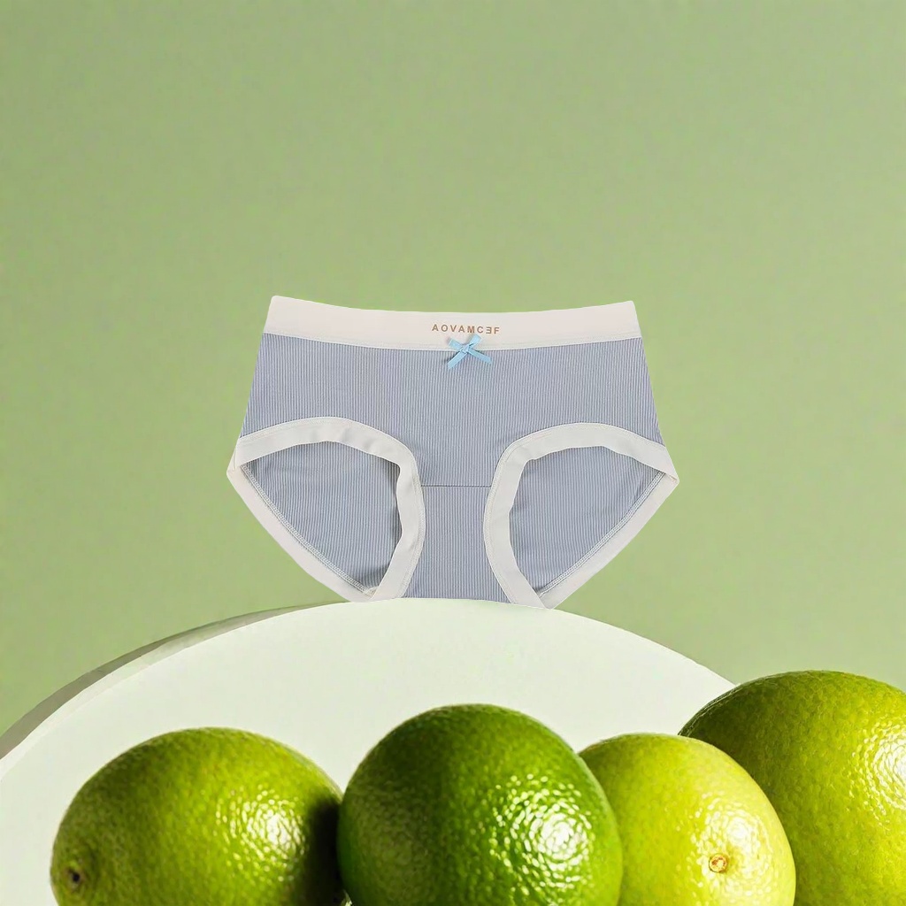 Трусы в полоску светло-голубые с бантиком оптом из Китая — фотография поставщика