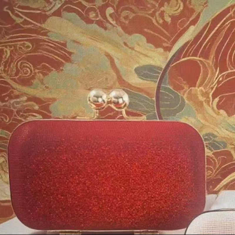 Клатч вечерний со стразами оптом из Китая — фотография поставщика