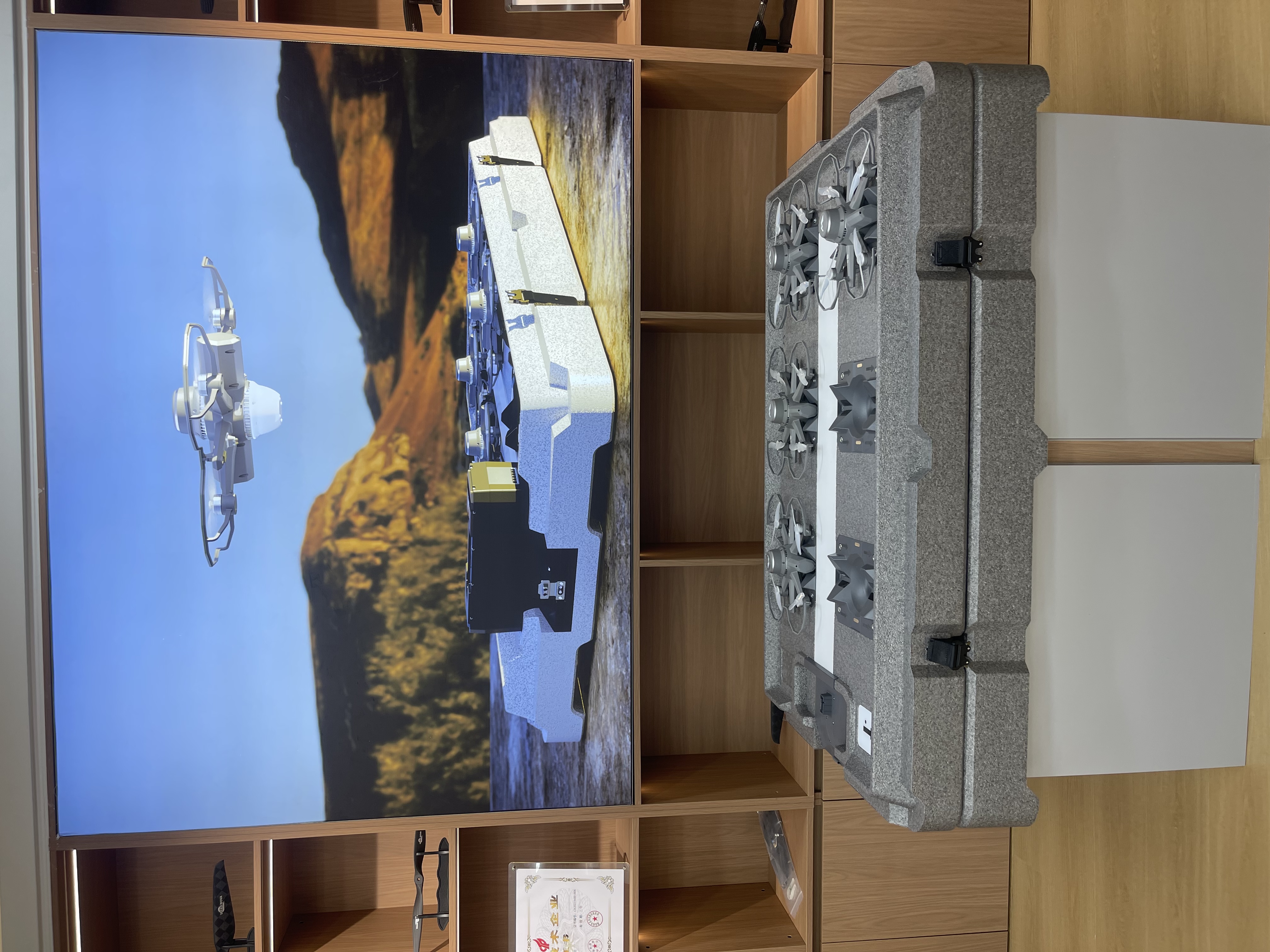 Пропеллеры для дрона карбоновые 22×7,8 оптом из Китая — фотография поставщика