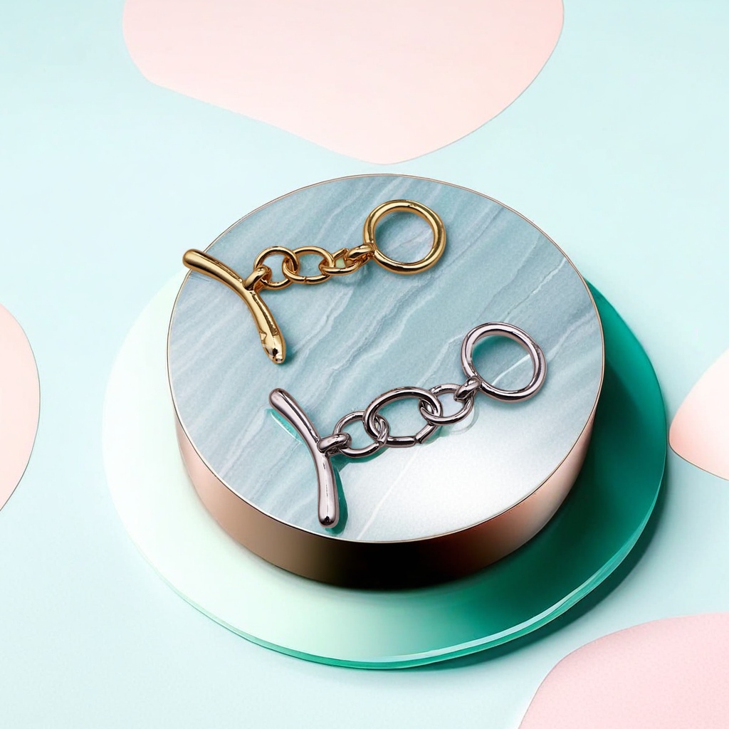 Серьги-конго витые под золото 18K оптом из Китая — фотография поставщика