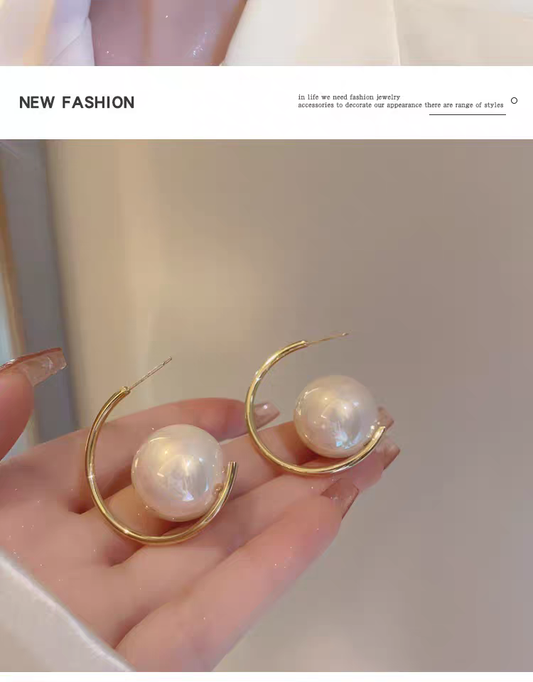 Серьги-гвоздики на серебряной игле оптом из Китая — фотография поставщика