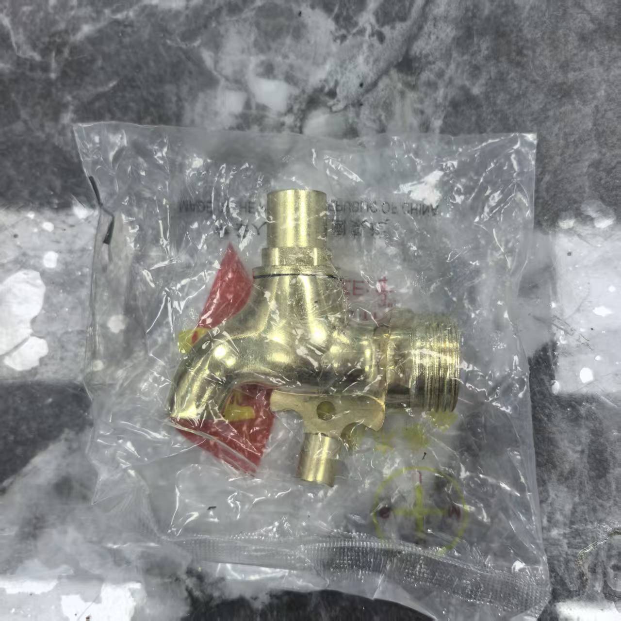 Лейка душевая ручная медная RR-DPHS235 оптом из Китая — фотография поставщика
