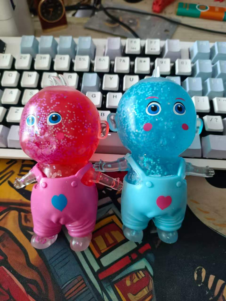 Игрушка-мялка тягучая из ТПР оптом из Китая — фотография поставщика