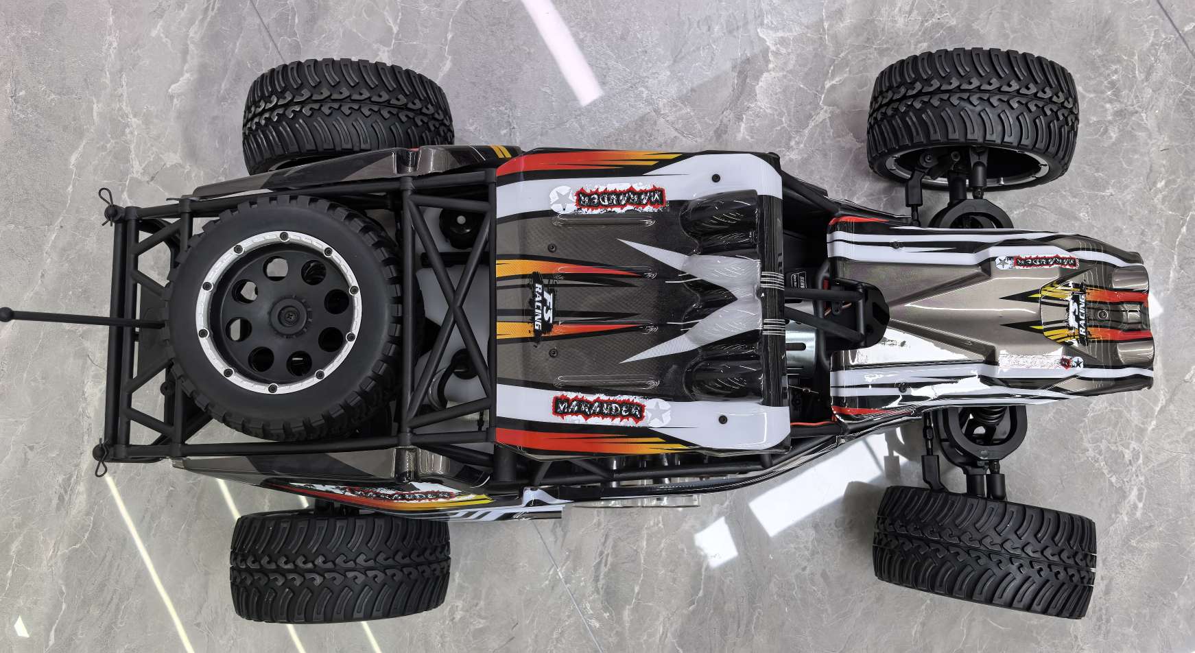 Модель радиоуправляемая внедорожная FS 1:5 оптом из Китая — фотография 3