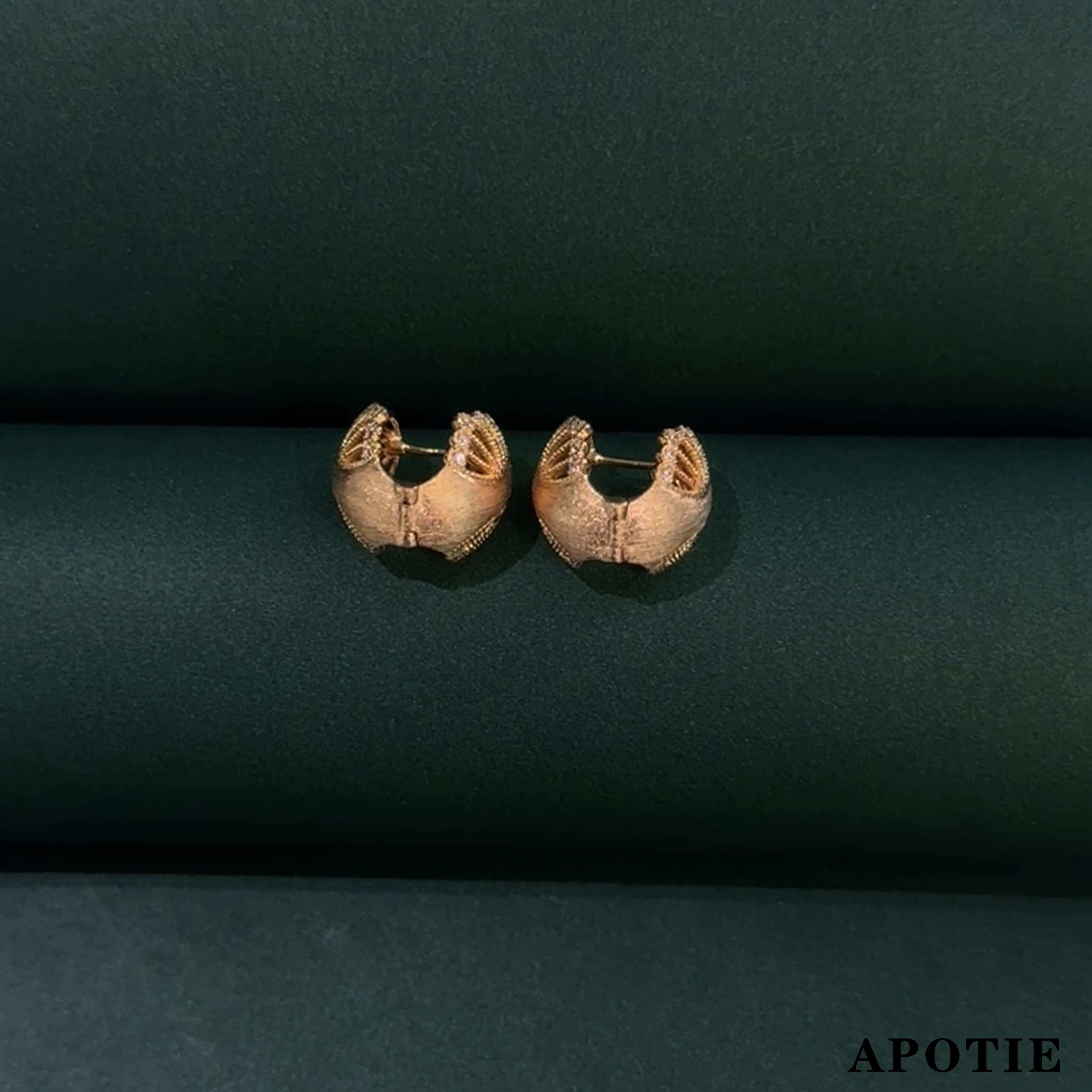 Серьги серебряные ажурные с камнем оптом из Китая — фотография 4