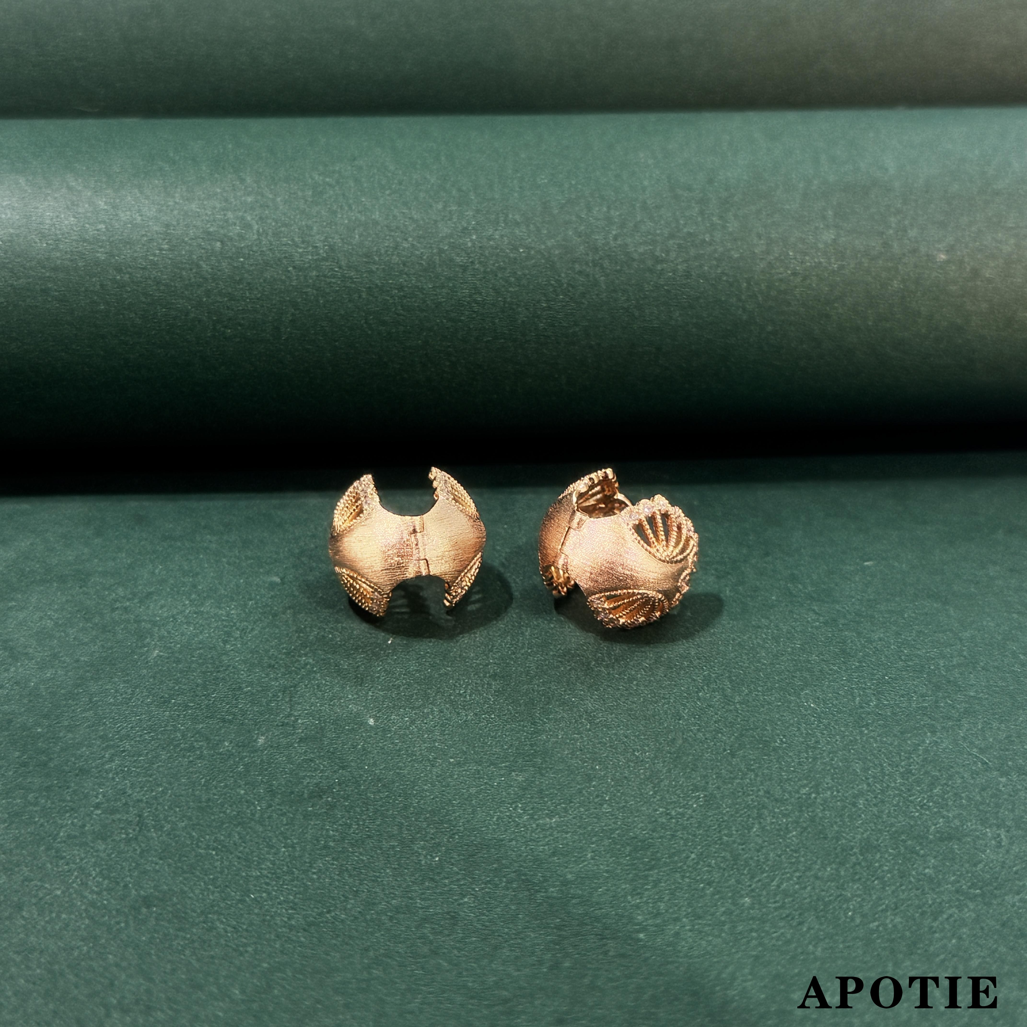 Серьги серебряные ажурные с камнем оптом из Китая — фотография 5