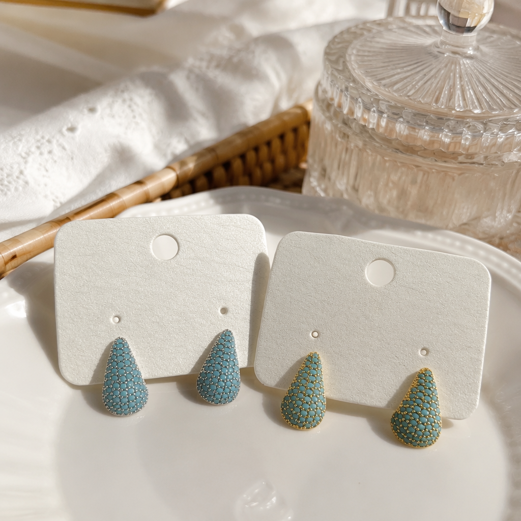 Серьги-гвоздики с каплей и бусинами оптом из Китая — фотография 2