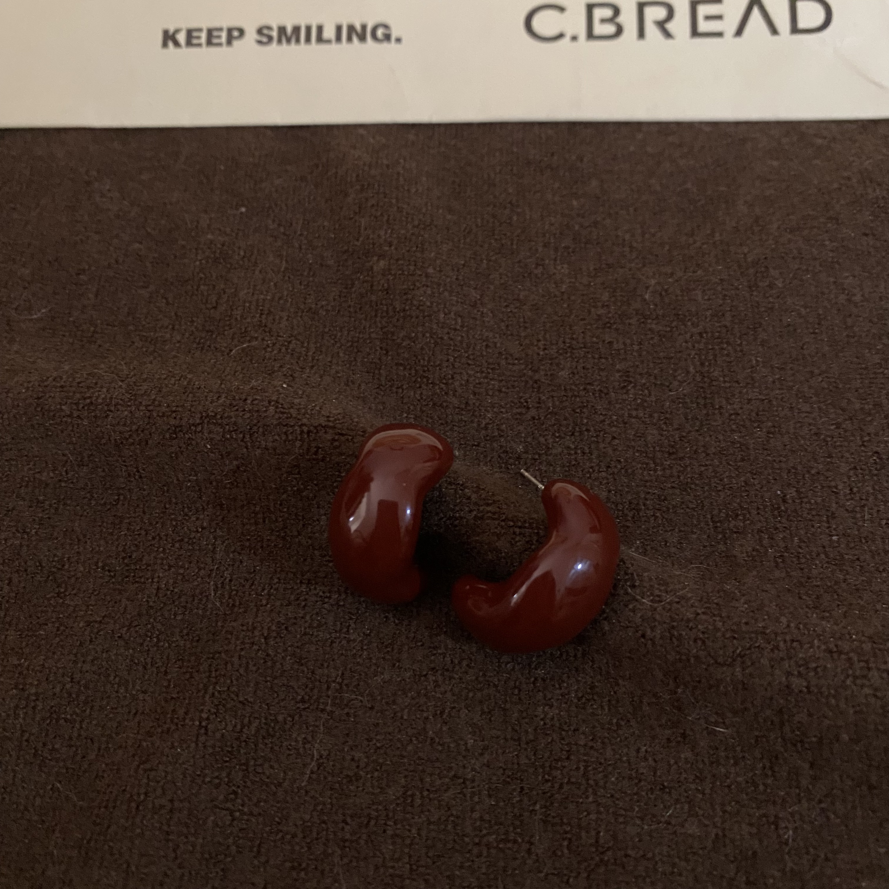 Серьги с фианитами на серебряной игле оптом из Китая — фотография 3